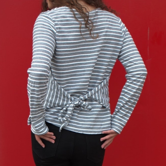 Clearance!!a.n.deawy Long Sleeve w/tie-up back - Picture 2 of 6